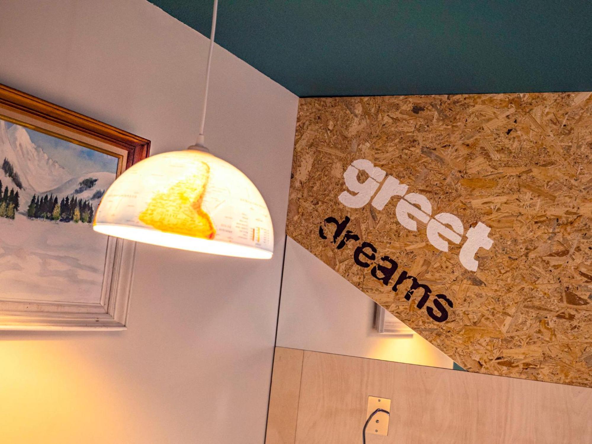 Greet Hotel Marseille Provence Aeroport Vitrolles  Ngoại thất bức ảnh